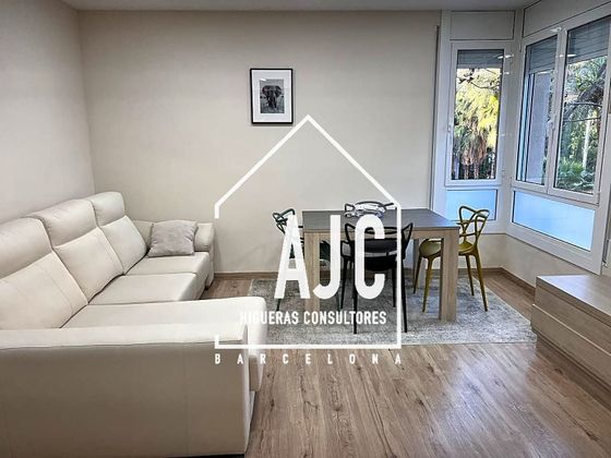 Foto 2 de Pis en lloguer a Provençals del Poblenou de 3 habitacions amb mobles i aire acondicionat