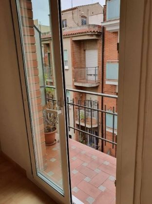 Foto 1 de Alquiler de piso en Sants de 2 habitaciones con terraza y balcón
