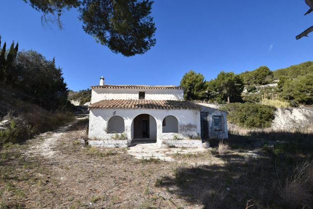 Foto 2 de Casa rural en venda a Benitachell/Poble Nou de Benitatxell (el) de 3 habitacions amb terrassa i jardí
