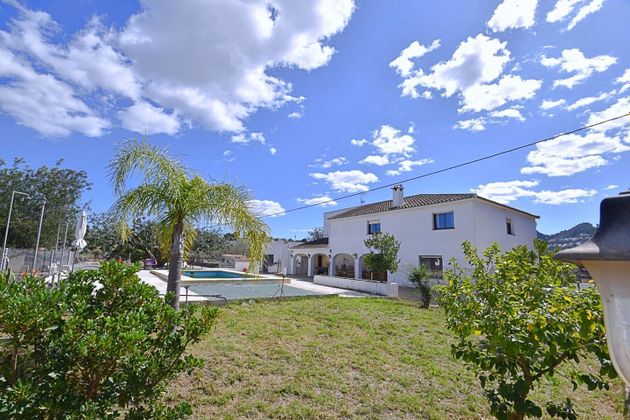 Foto 1 de Casa rural en venta en La Xara - La Sella - Jesús Pobre de 6 habitaciones con terraza y piscina