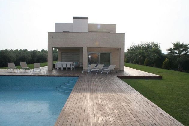 Foto 1 de Casa en venda a Zona Centro-Corredera de 3 habitacions amb piscina