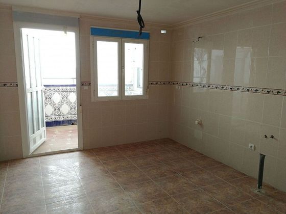 Foto 2 de Piso en venta en Vélez-Rubio de 4 habitaciones con terraza y garaje