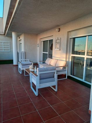 Foto 1 de Ático en venta en Águilas ciudad de 3 habitaciones con terraza y piscina