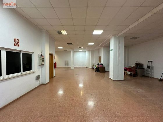 Foto 1 de Alquiler de local en Zona Centro-Corredera de 416 m²