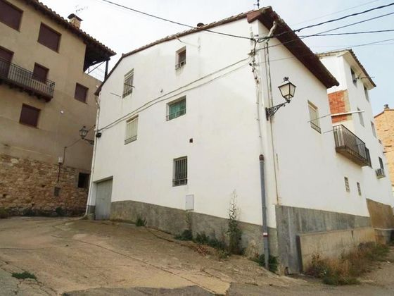 Foto 2 de Casa en venta en Peñarroya de Tastavins de 4 habitaciones con terraza y garaje