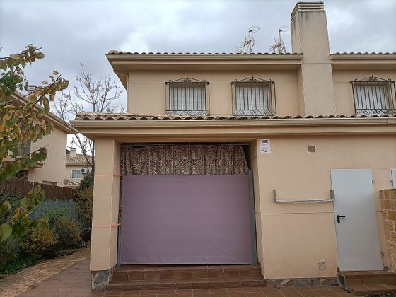Foto 1 de Casa en venda a Almonacid de Zorita de 4 habitacions amb terrassa i garatge