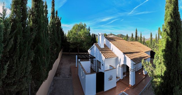 Foto 1 de Chalet en venta en paseo De El Garrobico de 3 habitaciones con terraza y aire acondicionado