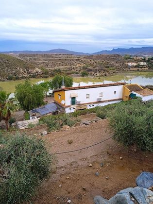 Foto 2 de Casa en venda a calle Barriada de Las Cunas de 7 habitacions amb terrassa i piscina