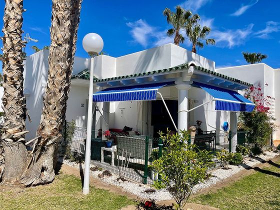 Foto 1 de Casa en venda a avenida Del Mediterráneo de 2 habitacions amb terrassa i jardí