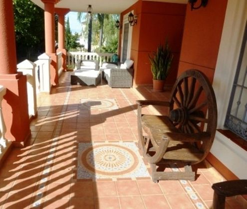 Foto 2 de Casa en venda a Capellanía - Retamar de 7 habitacions amb terrassa i piscina