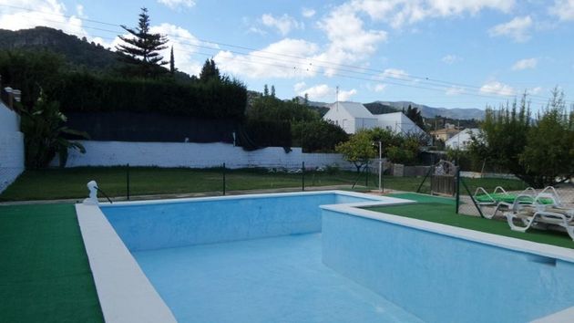 Foto 1 de Chalet en venta en Manantiales - Lagar - Cortijo de 5 habitaciones con piscina y garaje
