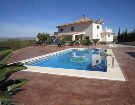 Foto 1 de Casa en venda a Pinos de Alhaurín - Periferia de 5 habitacions amb terrassa i piscina
