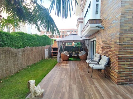 Foto 1 de Casa en venda a Santa Marta de Tormes de 3 habitacions amb terrassa i piscina