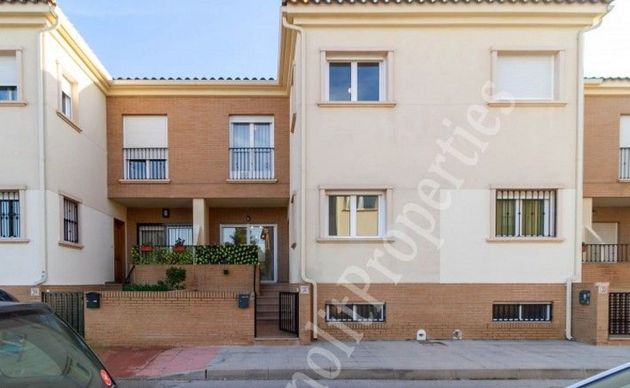Foto 1 de Casa en venda a Almoradí de 4 habitacions amb terrassa i garatge