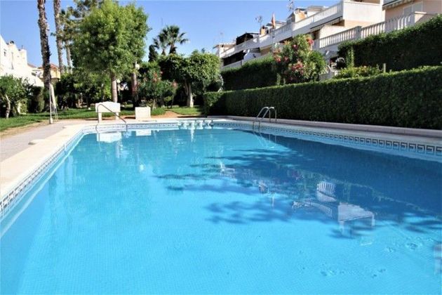 Foto 2 de Casa en lloguer a Urbanizaciones de 3 habitacions amb terrassa i piscina