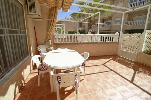 Foto 1 de Pis en lloguer a Las Viñas de 2 habitacions amb terrassa i piscina
