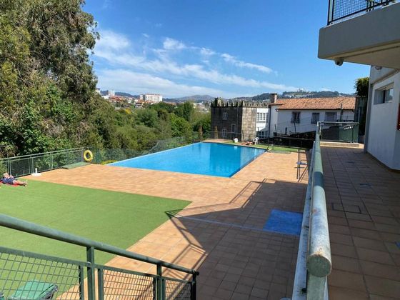 Foto 1 de Casa en venta en Castrelos - Sardoma de 4 habitaciones con terraza y piscina