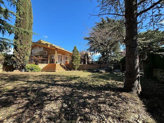 Foto 2 de Casa en venda a Llinars del Valles de 6 habitacions amb terrassa i garatge