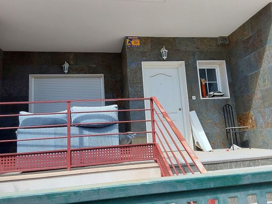 Foto 2 de Casa en venta en calle Costa Blanca de 3 habitaciones con terraza y garaje