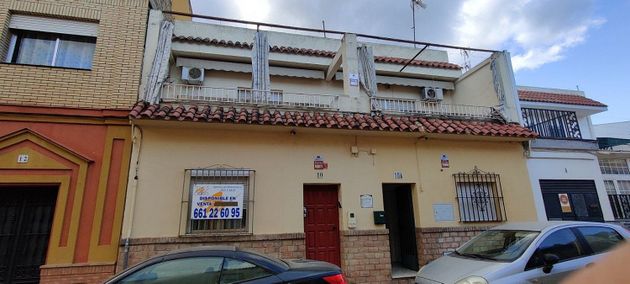 Foto 1 de Casa adosada en venta en calle Cuenca de 3 habitaciones con aire acondicionado y calefacción