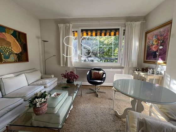 Foto 2 de Piso en alquiler en El Viso de 1 habitación con terraza y muebles