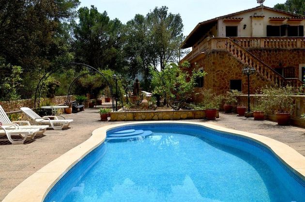 Foto 1 de Venta de chalet en Algaida de 5 habitaciones con terraza y piscina