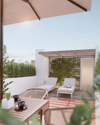 Foto 1 de Àtic en venda a El Raval amb terrassa i balcó