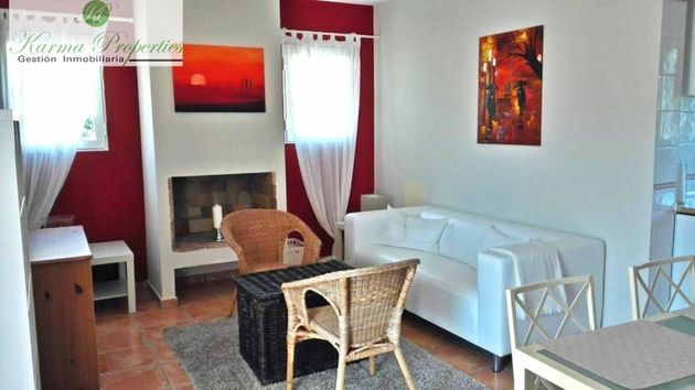 Foto 2 de Casa en venda a Alcalalí de 2 habitacions amb terrassa i piscina