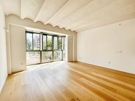 Foto 1 de Venta de piso en Mercat  - La Missió - Plaça dels Patins de 2 habitaciones con terraza y garaje