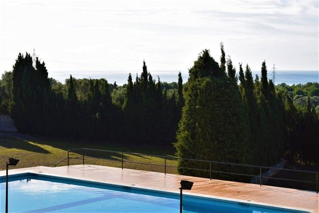 Foto 2 de Xalet en venda a Centre - Vendrell, El de 4 habitacions amb terrassa i piscina