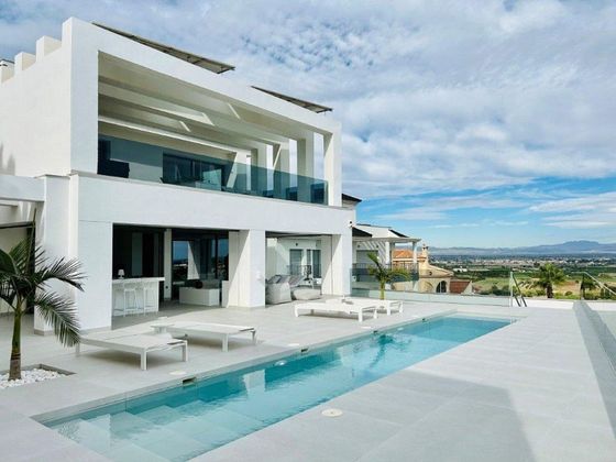 Foto 1 de Casa en venda a Rojales de 4 habitacions amb terrassa i piscina