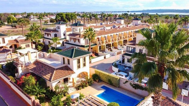 Foto 2 de Casa en venda a Benijófar de 4 habitacions amb terrassa i piscina
