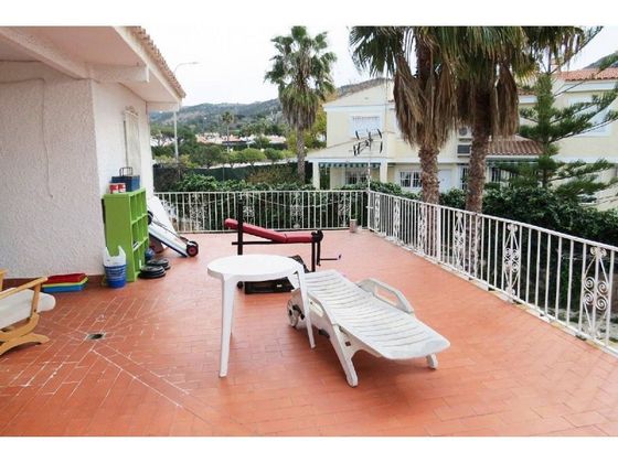 Foto 1 de Chalet en venta en Rincón de Loix de 9 habitaciones con terraza y piscina