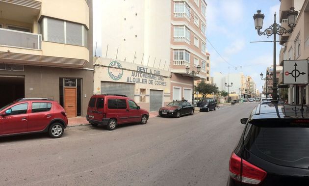 Foto 2 de Local en lloguer a avenida Del País Valencià amb aire acondicionat