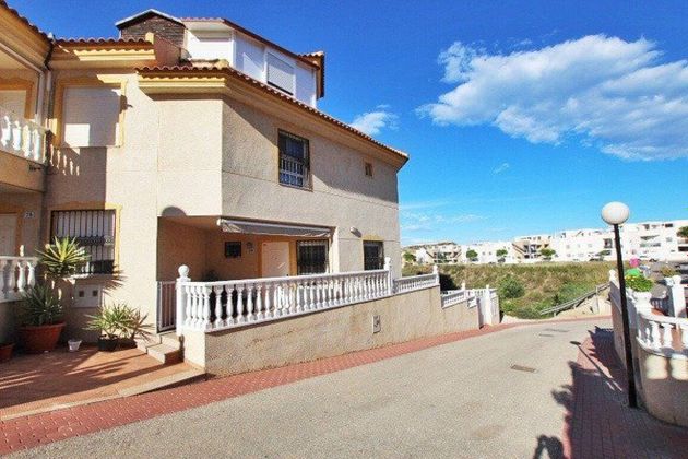Foto 1 de Casa en venda a Urbanizaciones de 5 habitacions amb terrassa i piscina