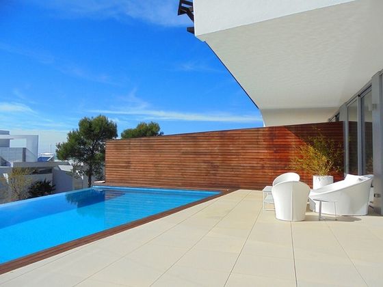 Foto 1 de Àtic en venda a Nagüeles Alto de 3 habitacions amb terrassa i piscina