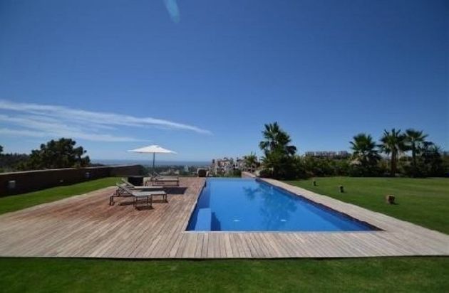 Foto 2 de Xalet en lloguer a Benahavís de 6 habitacions amb terrassa i piscina
