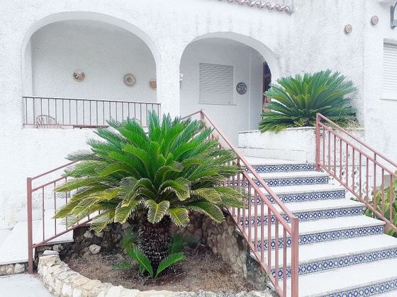 Foto 1 de Chalet en venta en Calicanto - Cumbres de Calicanto - Santo Domingo de 4 habitaciones con terraza y piscina
