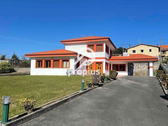 Foto 1 de Chalet en venta en Vidiago-Pendueles-Tresgrandas de 6 habitaciones con terraza y garaje