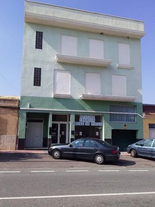 Foto 1 de Edifici en venda a calle Federico García Lorca de 1152 m²