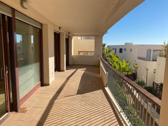 Foto 2 de Casa en alquiler en Los Monteros - Bahía de Marbella de 3 habitaciones con terraza y piscina