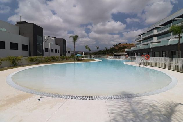 Foto 1 de Pis en lloguer a La Cala Mijas de 3 habitacions amb terrassa i piscina