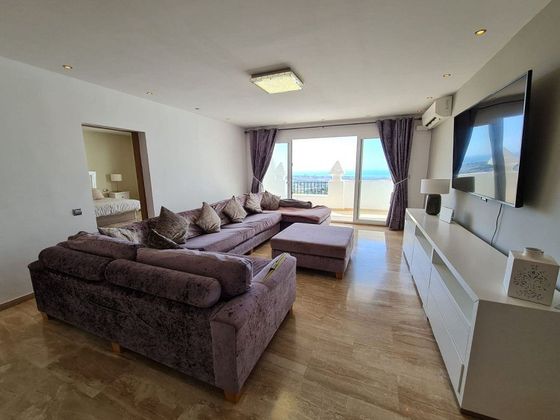 Foto 1 de Alquiler de casa en Benahavís de 3 habitaciones con terraza y piscina