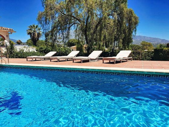 Foto 2 de Xalet en lloguer a Los Naranjos - Las Brisas de 4 habitacions amb terrassa i piscina