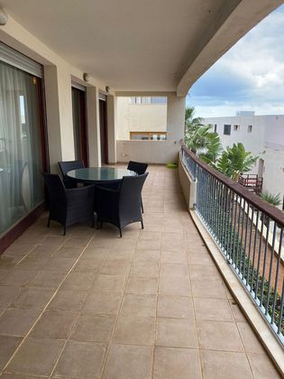 Foto 2 de Pis en lloguer a Los Monteros - Bahía de Marbella de 3 habitacions amb terrassa i piscina
