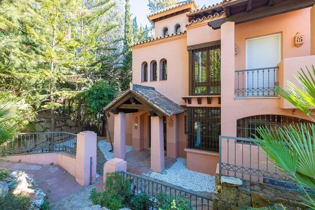 Foto 1 de Casa adosada en alquiler en El Higueral - La Merced de 5 habitaciones con terraza y piscina