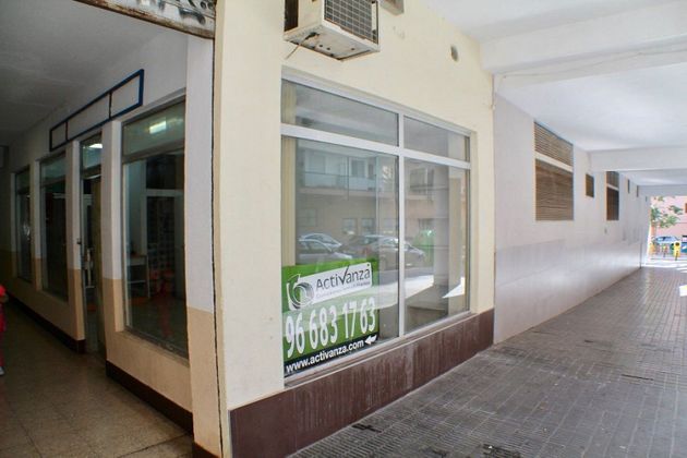 Foto 1 de Local en venda a Centro Urbano amb aire acondicionat i calefacció