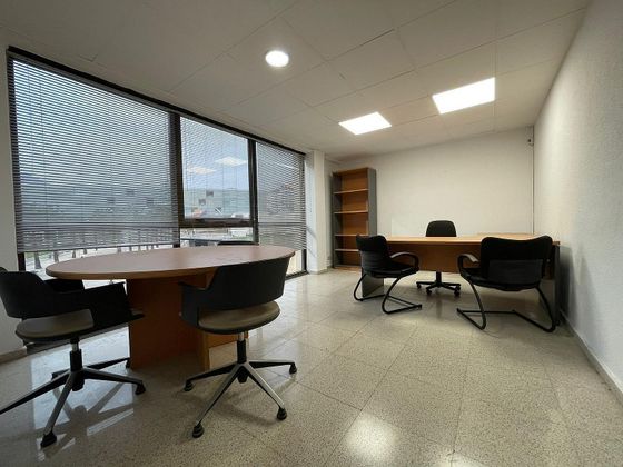 Foto 2 de Oficina en venda a Centro Urbano amb aire acondicionat