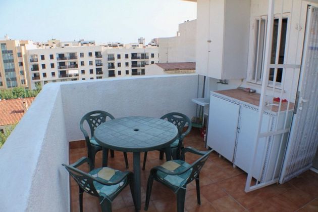 Foto 1 de Venta de ático en Pueblo Poniente de 2 habitaciones con terraza y balcón