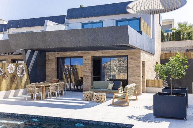 Foto 1 de Casa adossada en venda a Rojales de 3 habitacions amb terrassa i piscina
